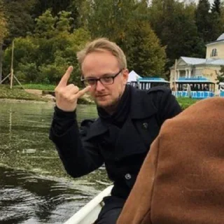 🤘