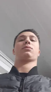 👦