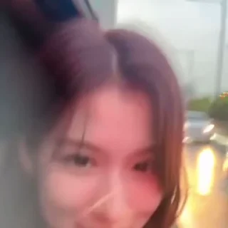 👀