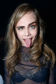 🤭