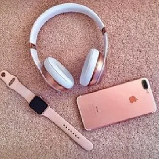 🎵