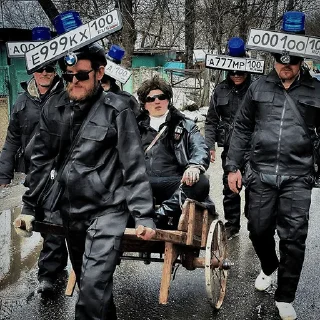 😎