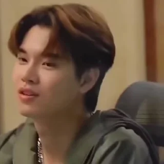 🤩