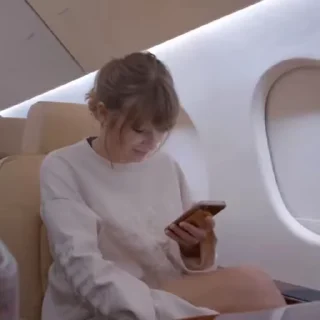 😐