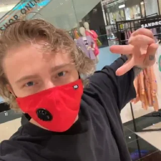 ✌️