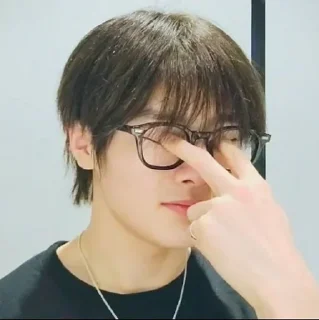 🤓