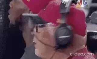 👀