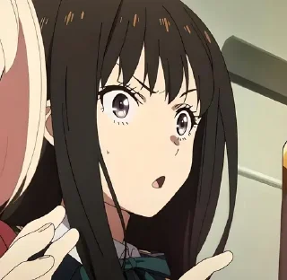😨