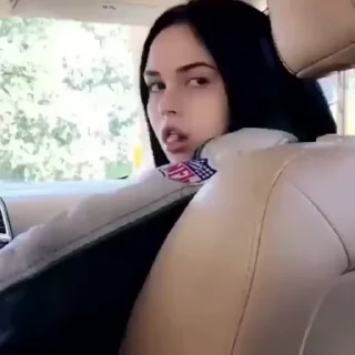 😐