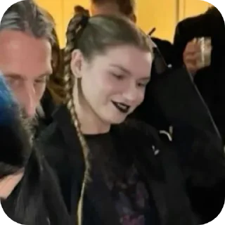 🥳