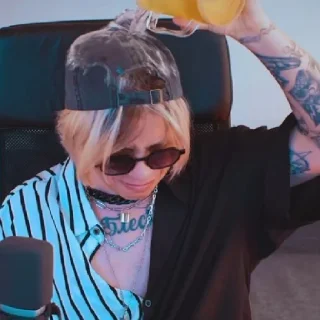 😔