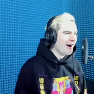 😂