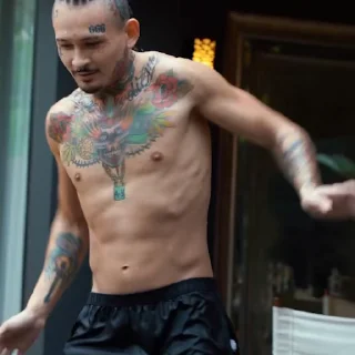 🥳