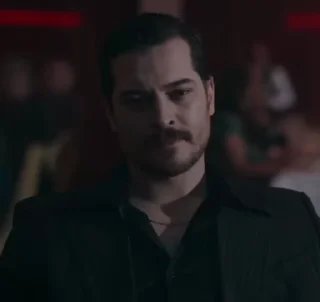 😐