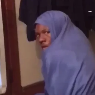 😱