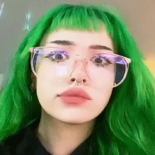 👀