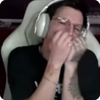 🤭