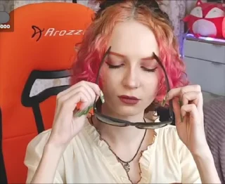 😎