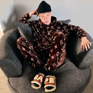 🤘