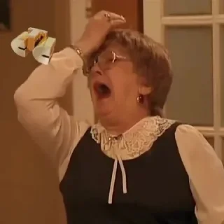 😭