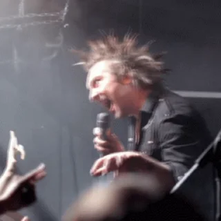 🎤