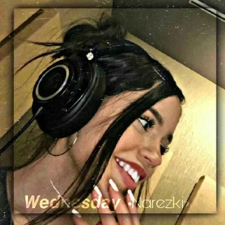 😁