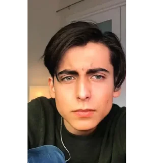 🤨