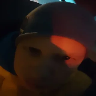 😡
