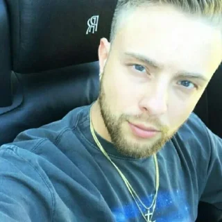 😐