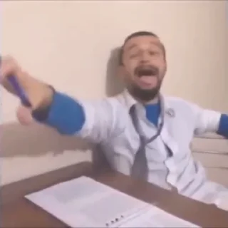 😜