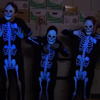 ☠