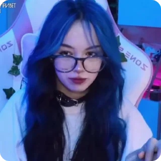 👀