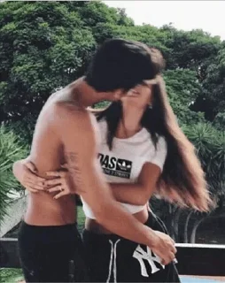 💋