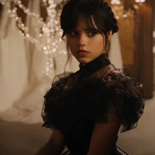 😐