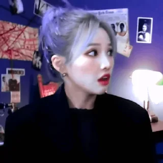 😮