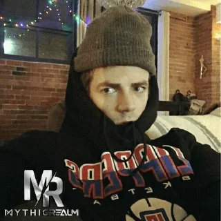 🤨
