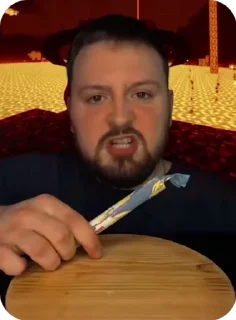 👺