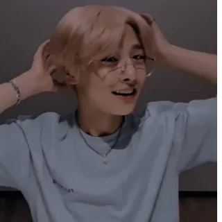 🎶