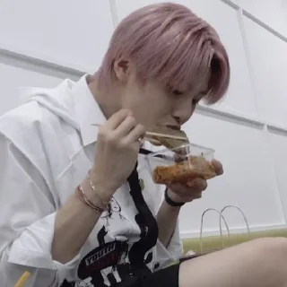 🤤