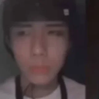 🤨