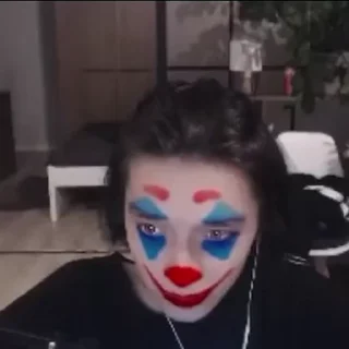 😑