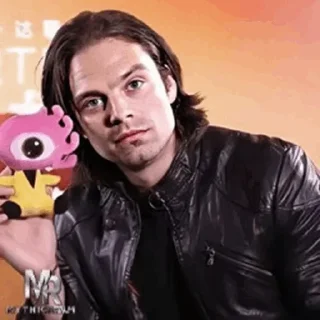 😜