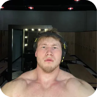 🤨