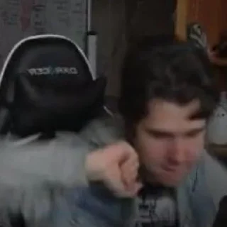 🕺