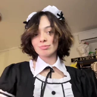 😈
