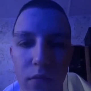 😶