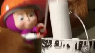 👷