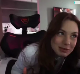 😘