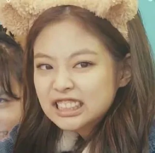 😬