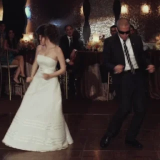 🕺